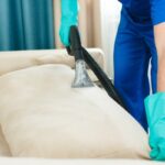 Desinfección de sofás y tapizados para evitar el coronavirus